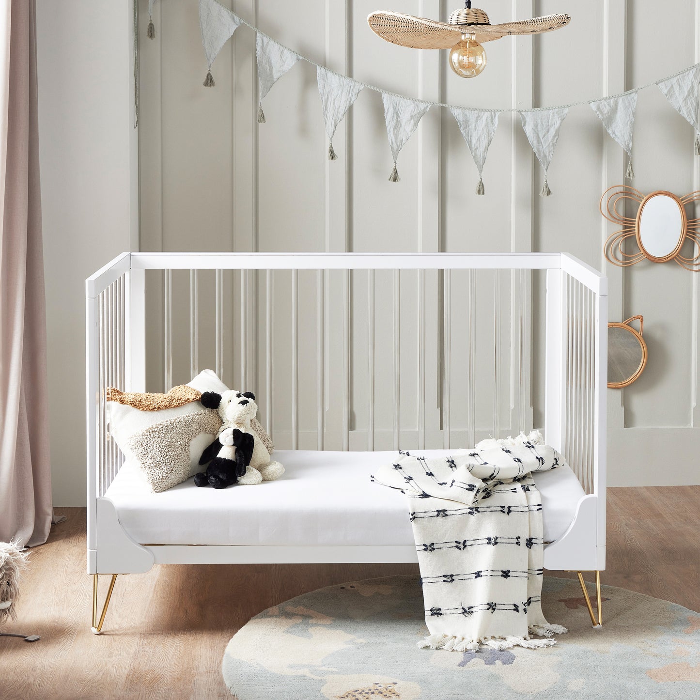 BABYMORE - Kimi Acrylic Mini Cot Bed
