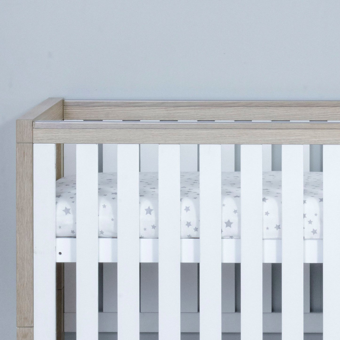 BABYMORE - Luno Cot Bed – Oak White