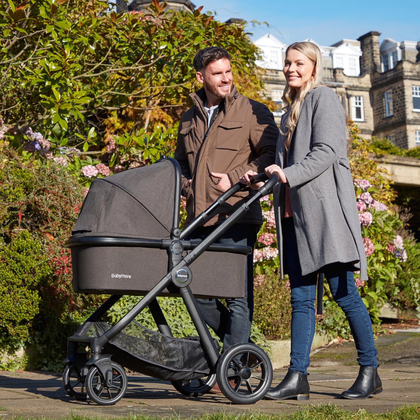 BABYMORE - Memore V2 Pram Pushchair 11 Piece – Silver
