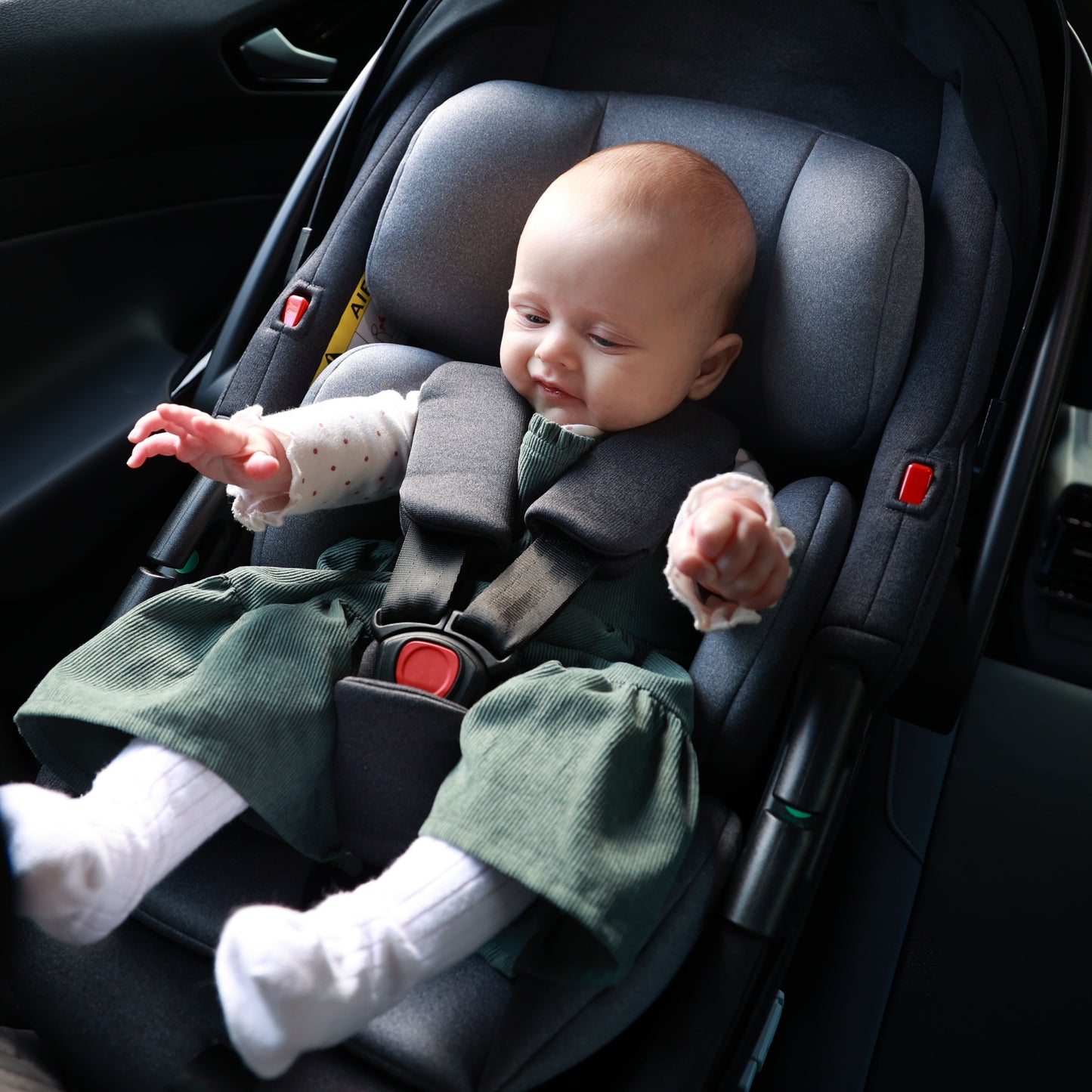 BABYMORE - Coco i-Size Baby Car Seat