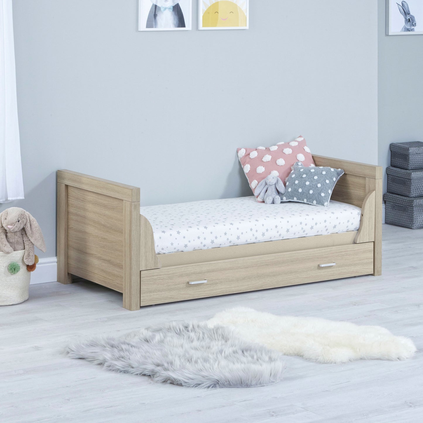 BABYMORE - Luno Cot Bed With Drawer - Oak